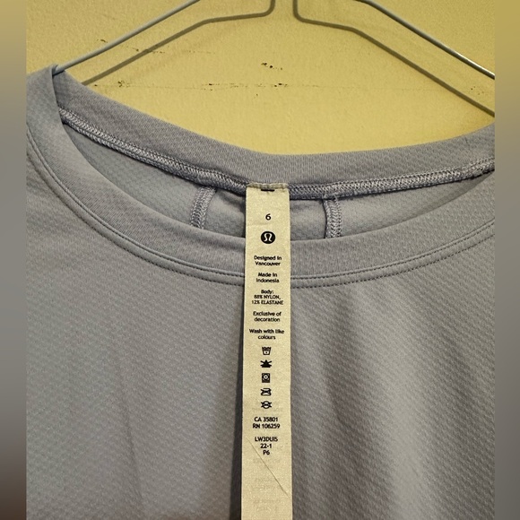 Lululemon Muscle Love Long Sleeve Shirt - Picture 6 of 6